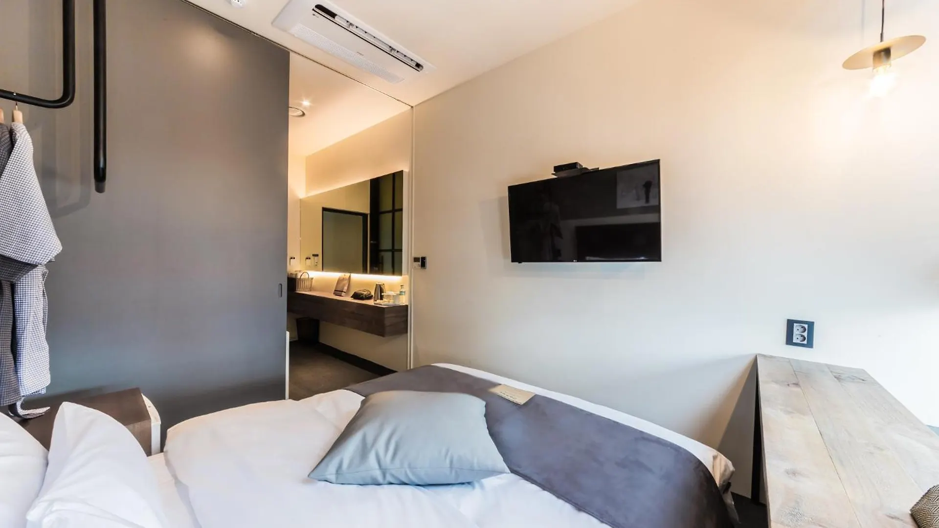 H Avenue Hotel Gwangalli Branch Busan 2*,  South Korea